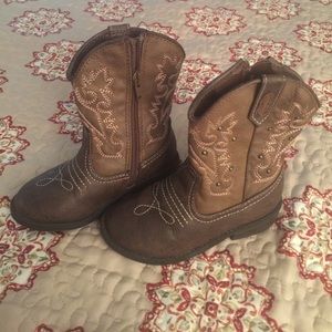 Girls boots (used)