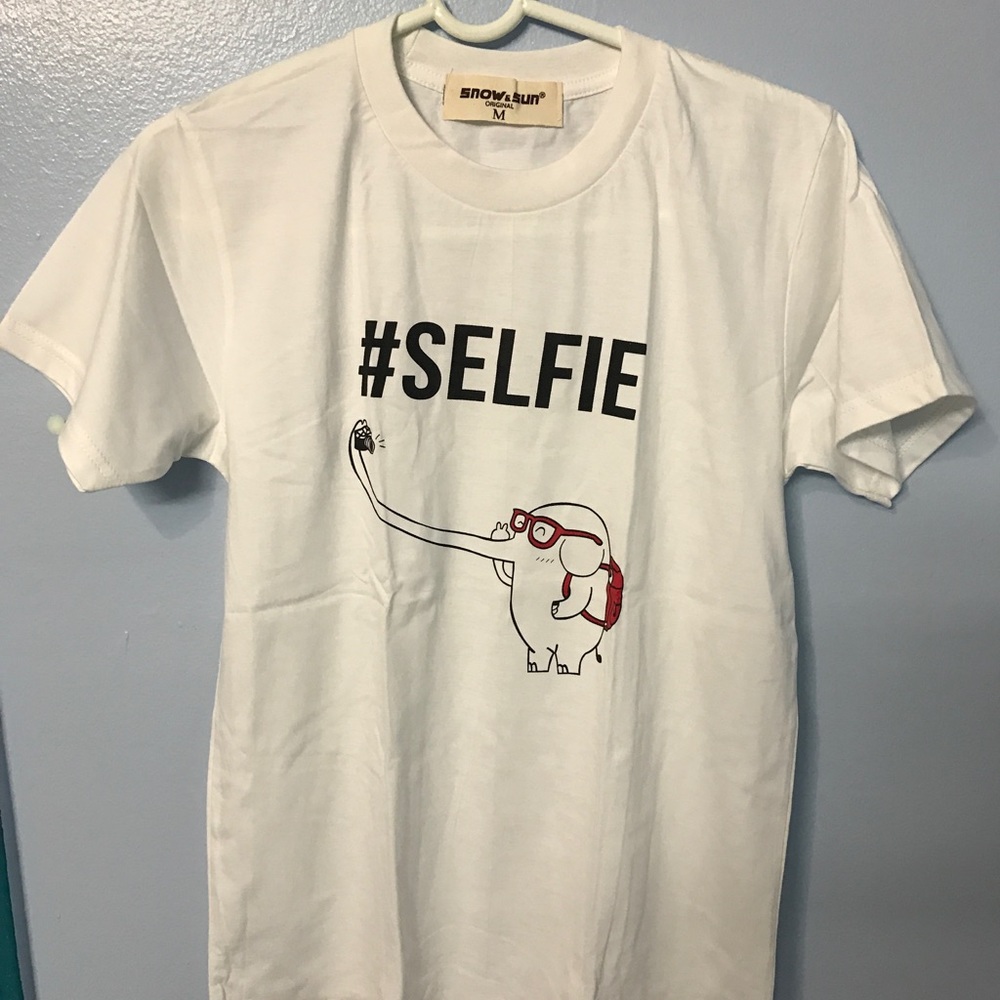 Graphic T shirt #selfie made in Thailand