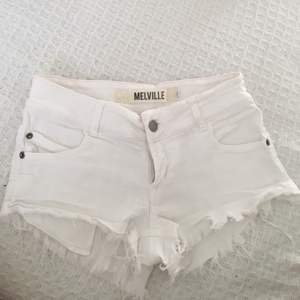 White brandy melville shorts size 36
