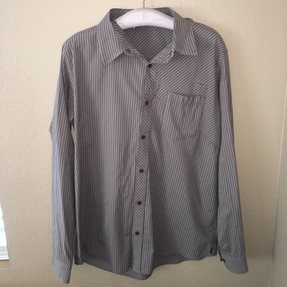 Hurley. Long sleeve collared T-shirt. XL