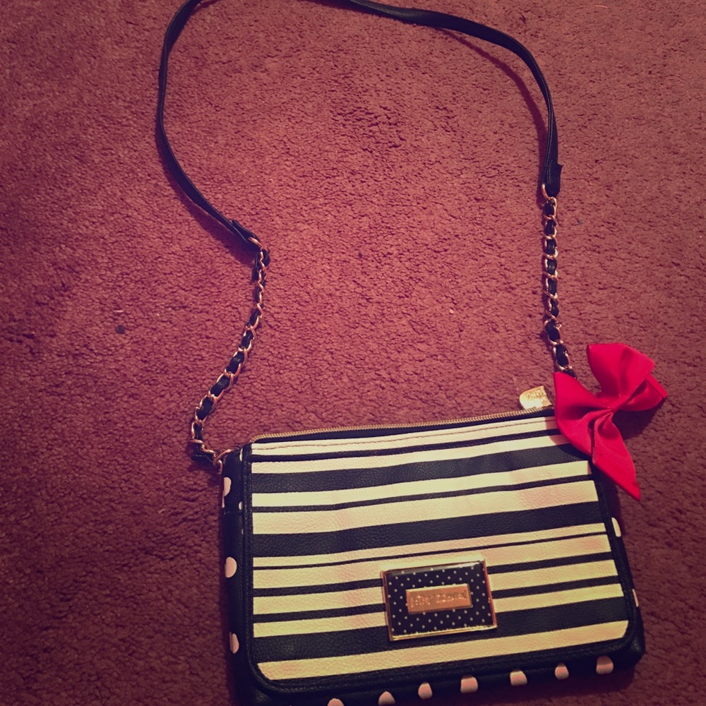 Small cross body purse