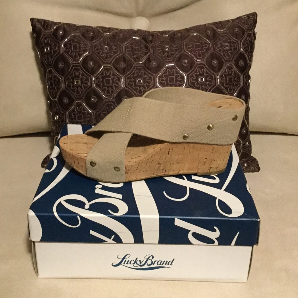 Lucky brand wedge sandals