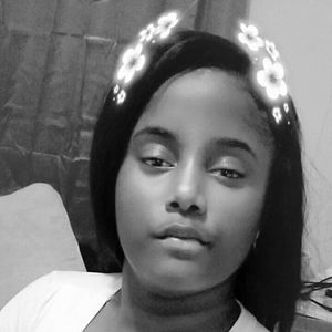 Meet your Posher, Alicia