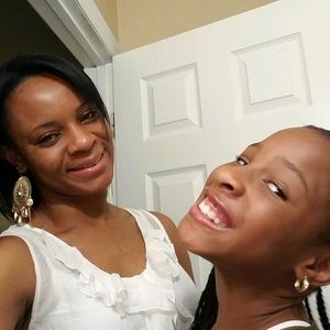 Meet your Posher, Lellieka