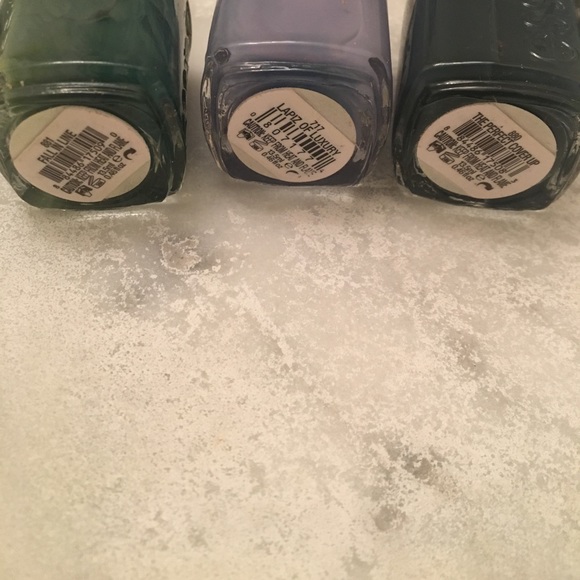 6 Essie Nailpolishes! - Picture 5 of 6