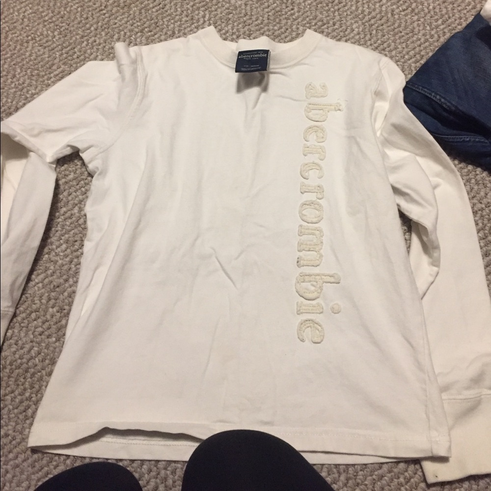 white abercrombie long sleeve