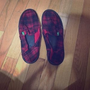 Sanuk slip ons