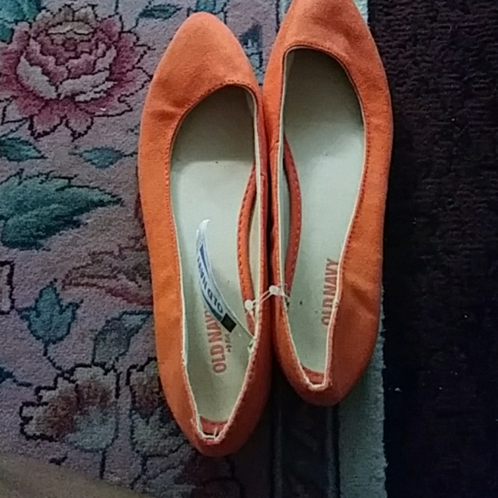 Flats - Picture 2 of 2