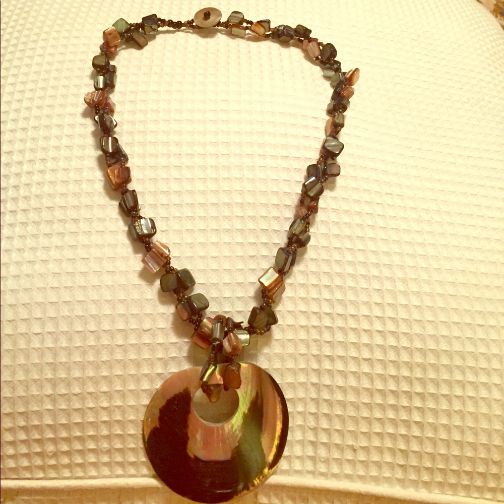 Shell 🐚 stone necklace