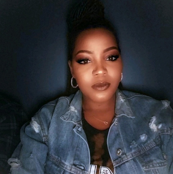 Meet your Posher, Shaylen - Picture 2 of 4