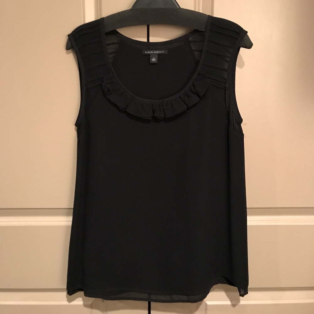 Banana Republic Silk Top - Sz. Small LIKE NEW!