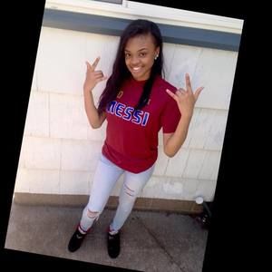 Meet your Posher, Mani