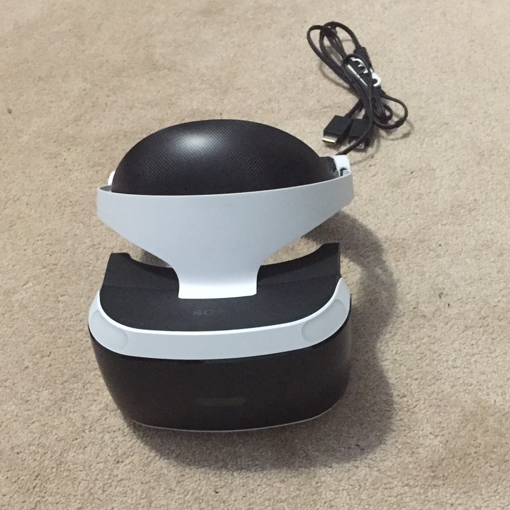 SOLD-Sony PlayStation VR