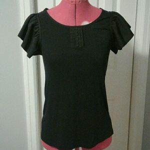 LAST CALL: Gap Fluttered Sleeve Shirt