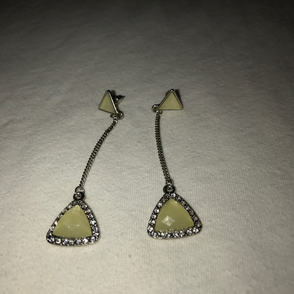 Earrings - Picture 1 of 2