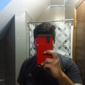 Meet your Posher, Emanuel