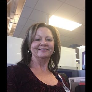 Meet your Posher, Gay