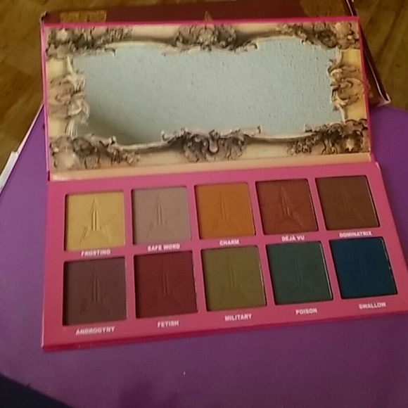 Jeffree Star - Picture 2 of 3