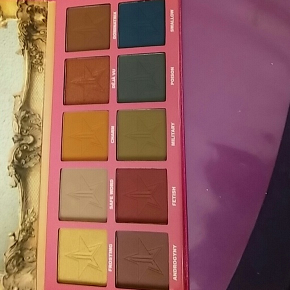 Jeffree Star - Picture 3 of 3