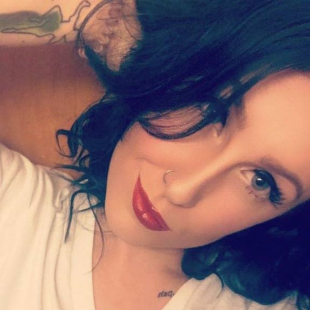 Meet your Posher, Madison