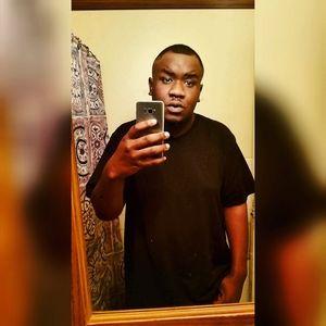 Meet your Posher, Carey