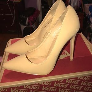 Pointy toe tan heels