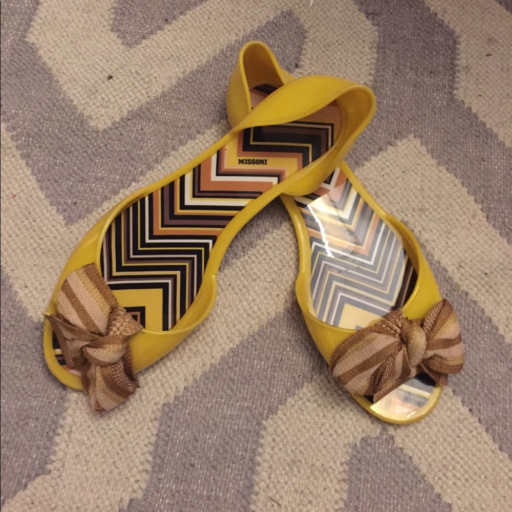 Missoni jelly slides