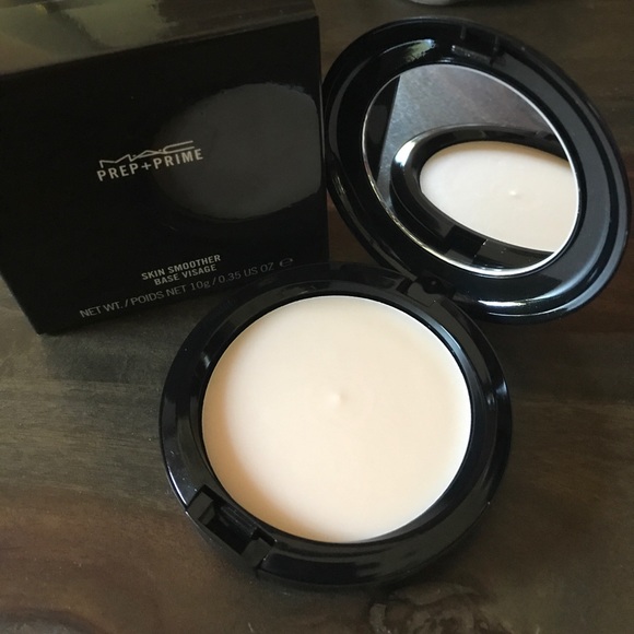 How to apply mac prep and prime skin smoother — photo 1