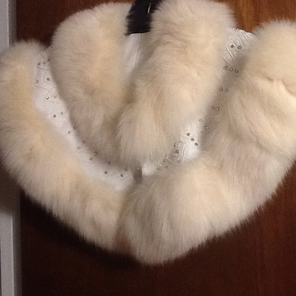 White Fox Collar