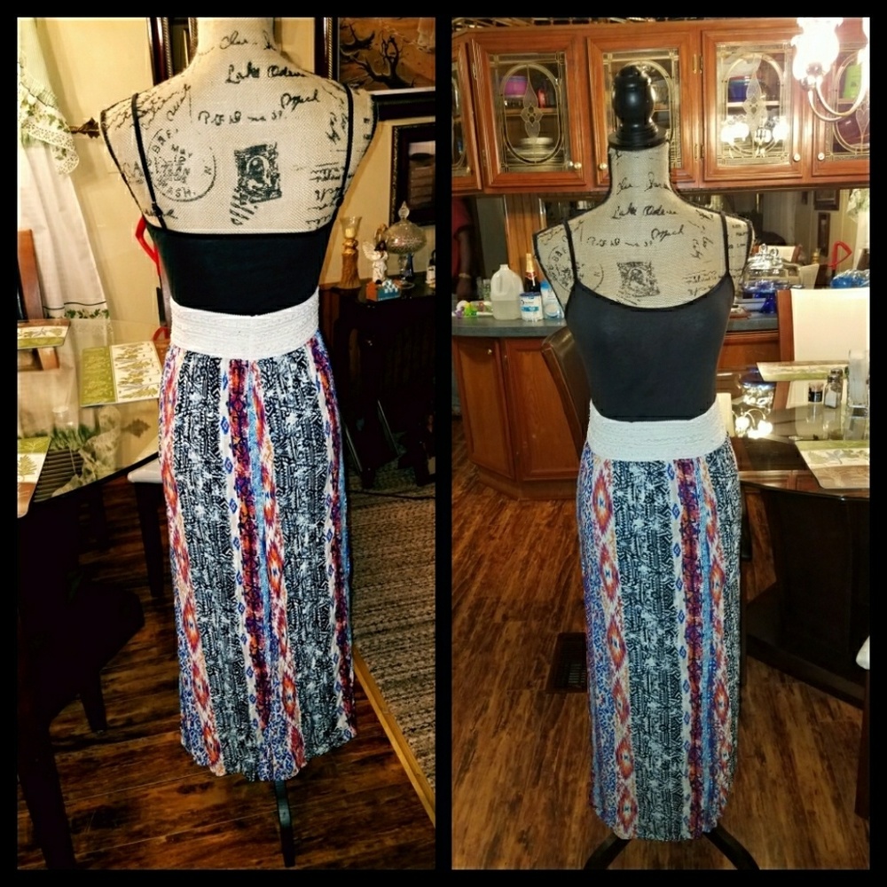 Long muti color skirt