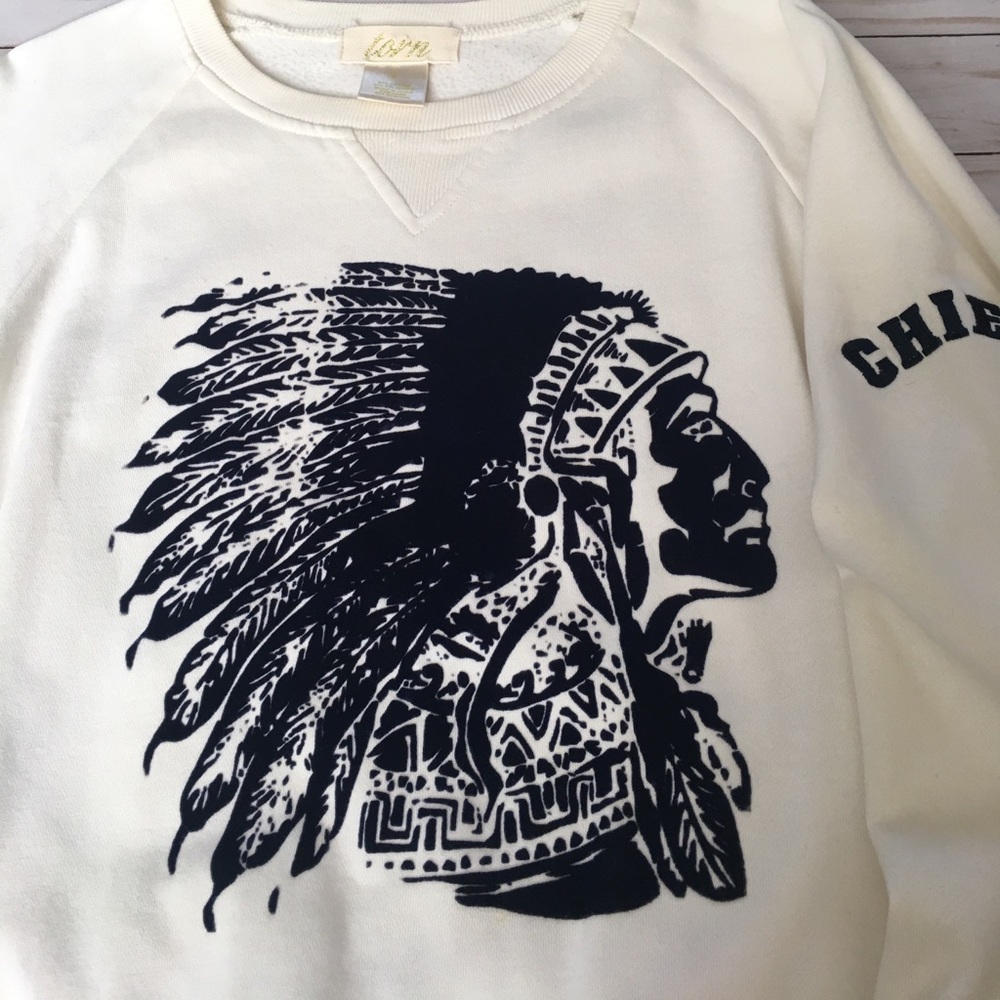 Pullover with Velvet Indian Chief
