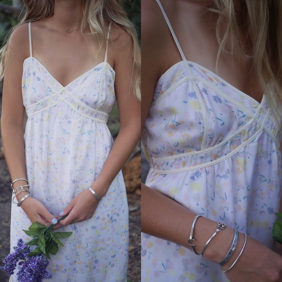 SOLD I Love Ronson Open- Back Floral Boho - Picture 5 of 5