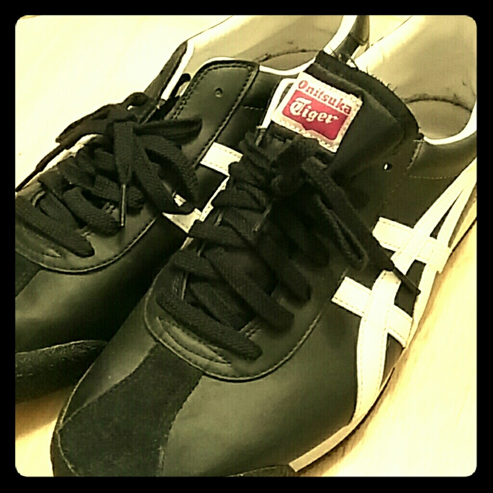 Onitsuka Tigers *one day sale*