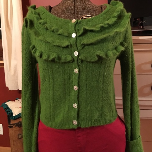 Vintage Wool green ruffled sweater - Picture 2 of 2