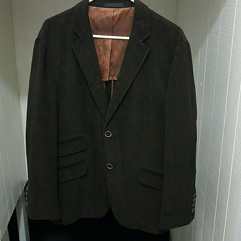 Brown Andrew Fezza Corduroy sports coat,size 40s.