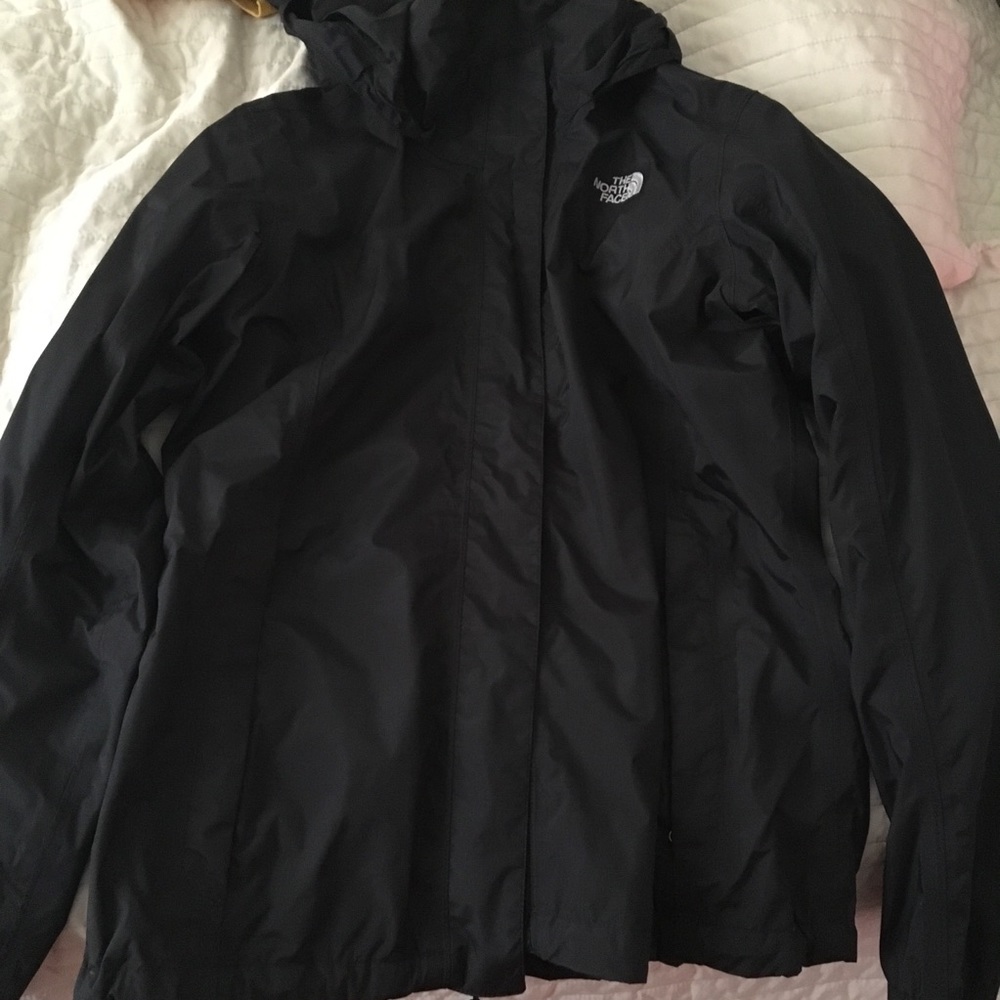 The North Face women's resolve rain jacket