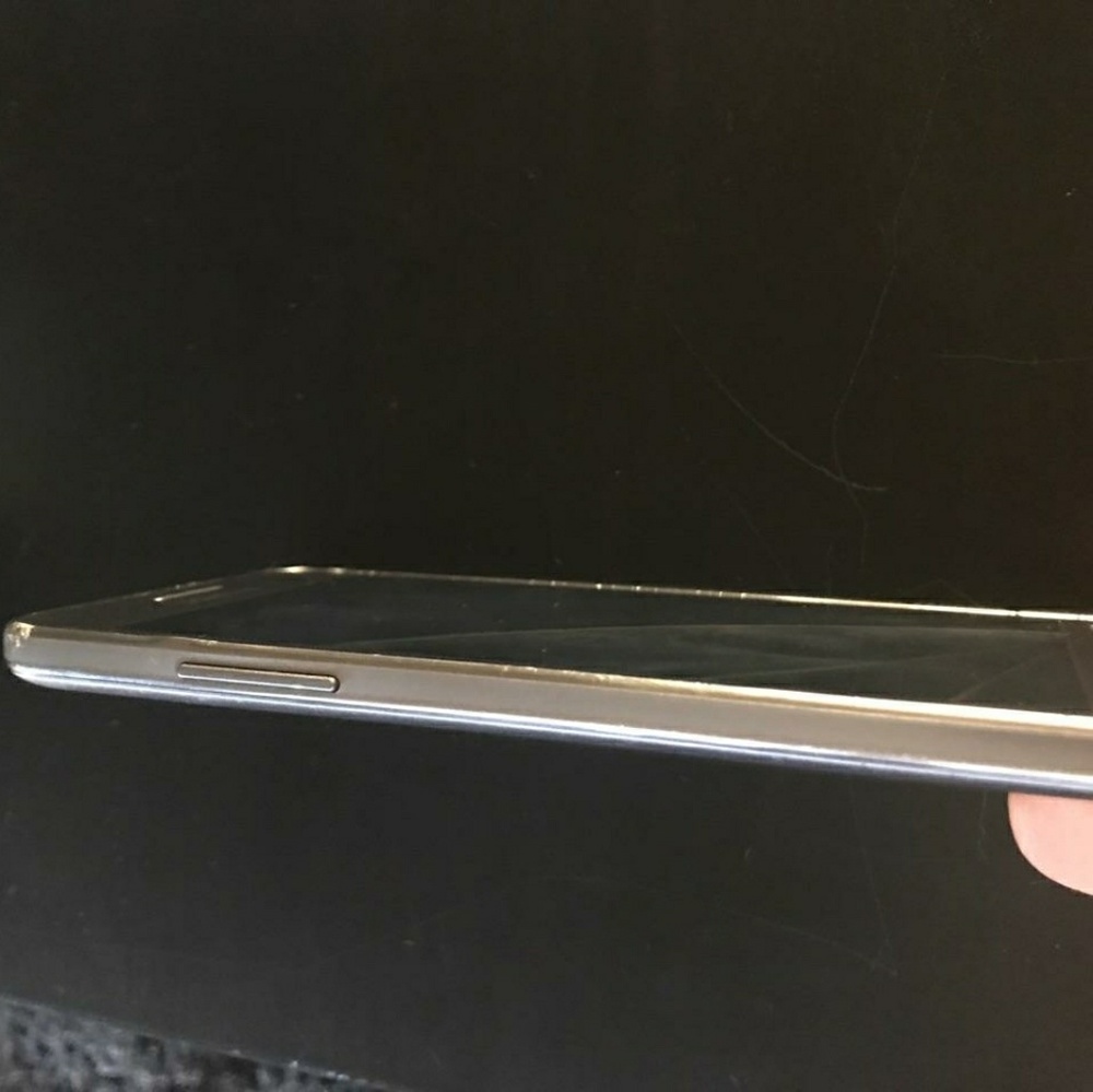 Samsung 7 - Picture 4 of 5