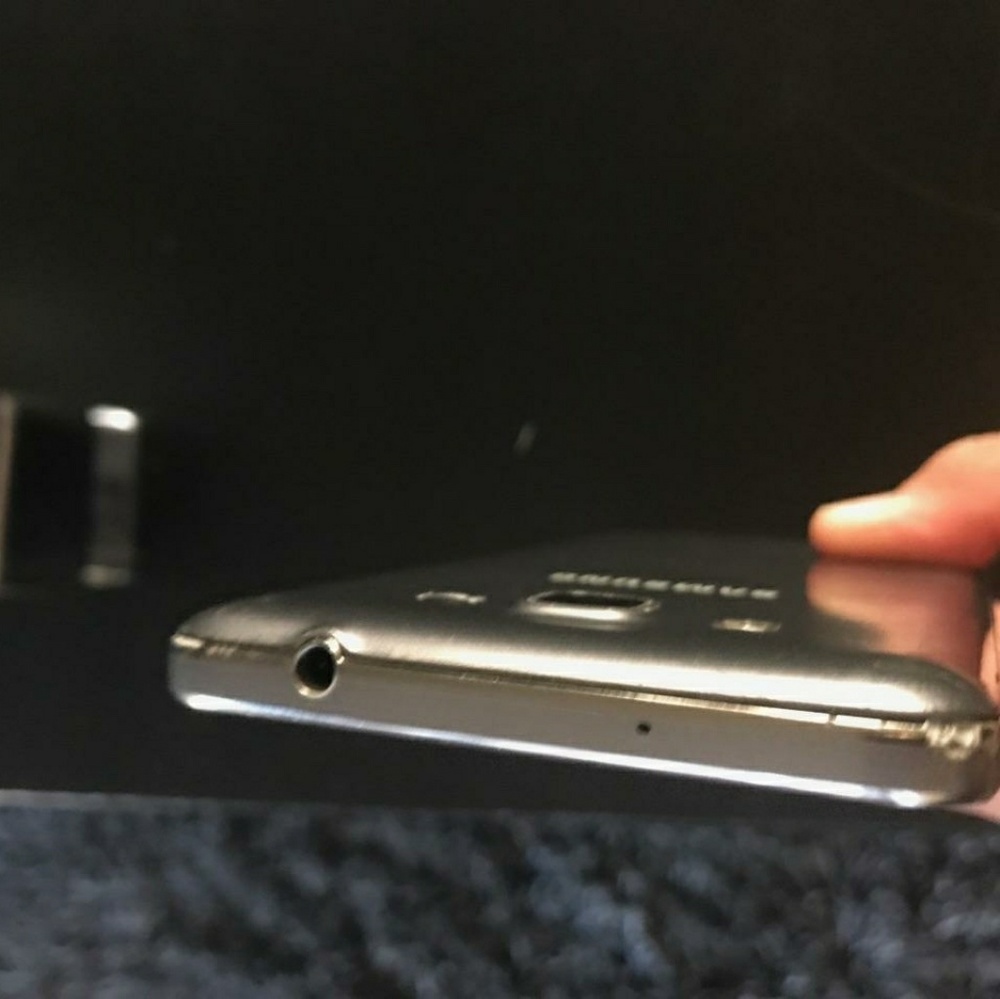 Samsung 7 - Picture 5 of 5