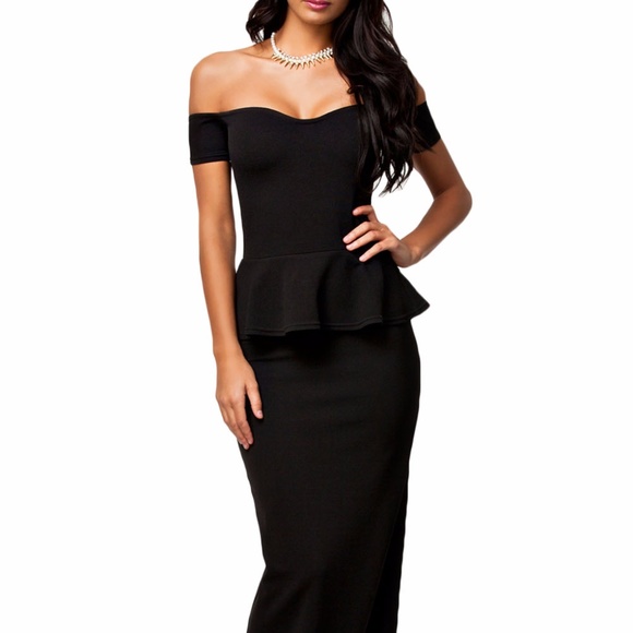 Black Maxi Dress With Drop shoulder - Picture 3 of 6