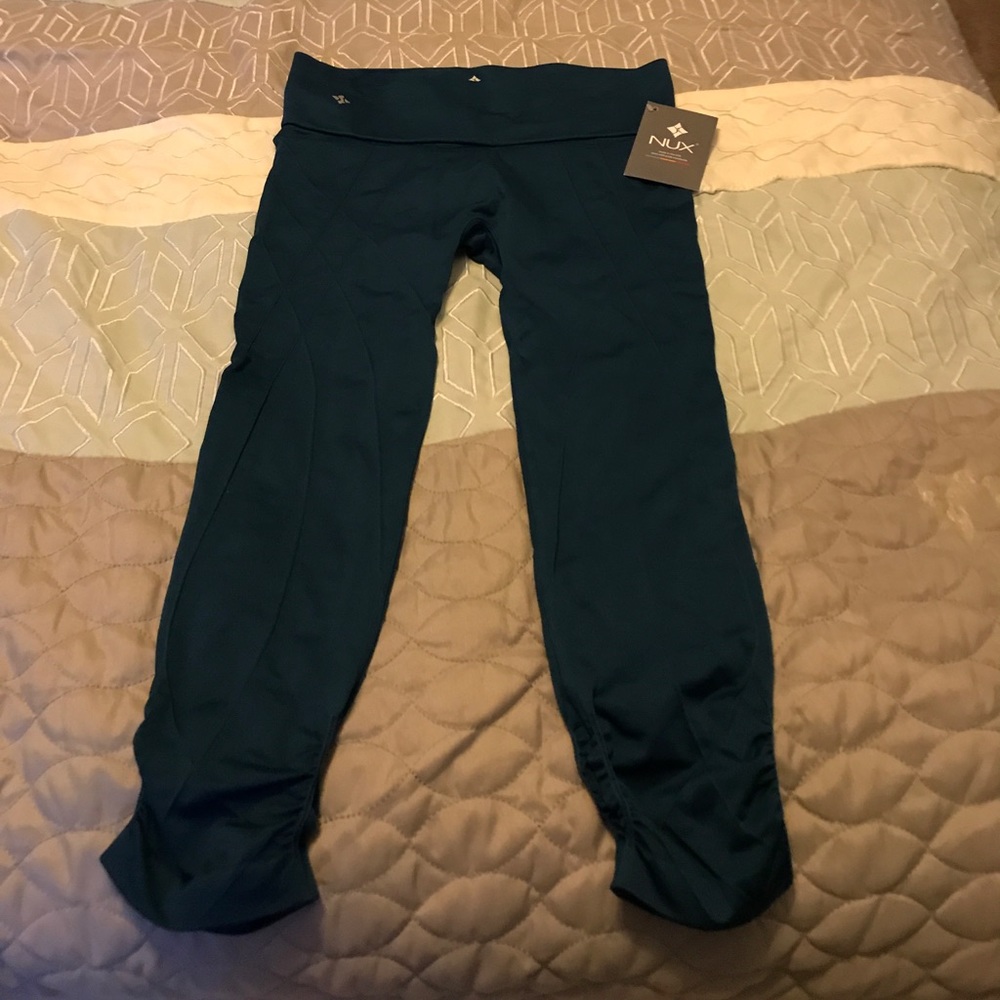 Nux yoga capris