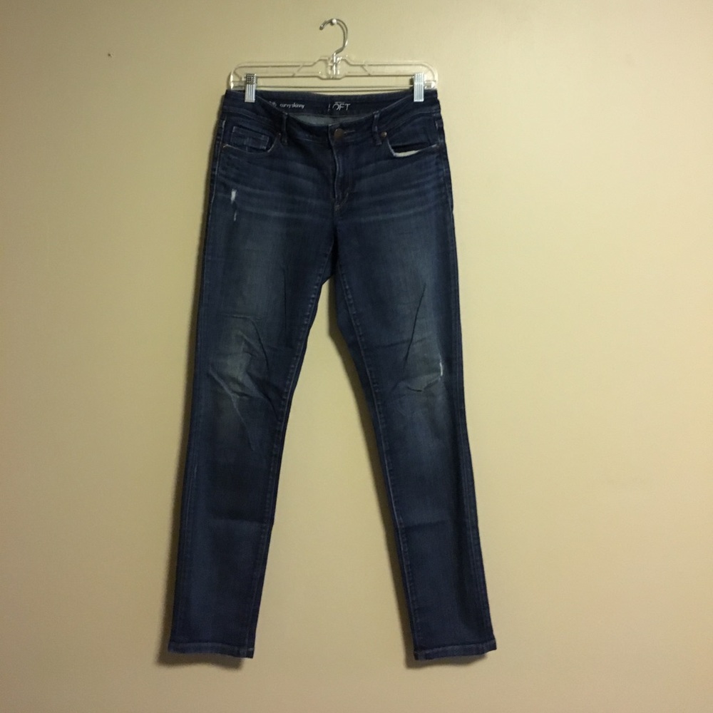 Distressed Curvy Skinny jeans