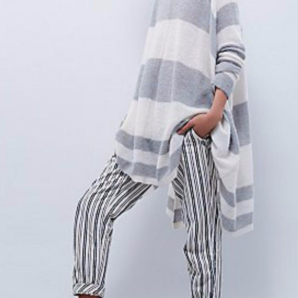 Free People Lafayette Alpaca Blend Poncho/Dress - Picture 2 of 5