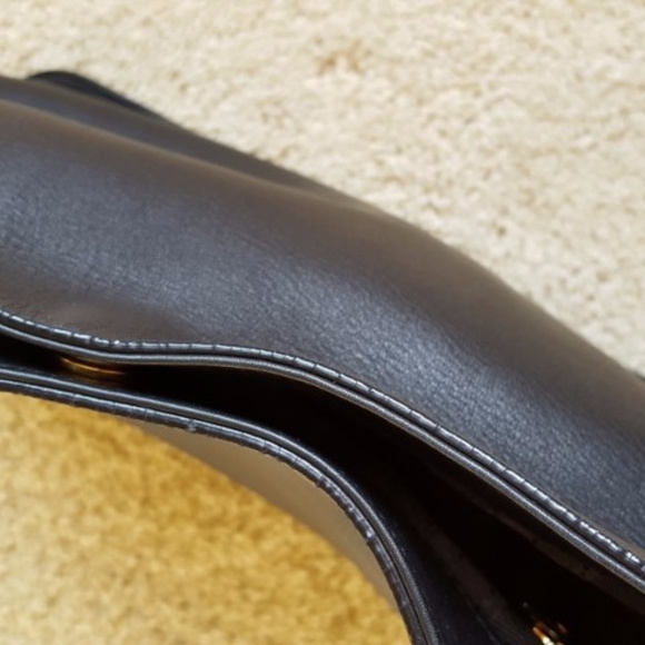 AUTH Ferragamo Leather Crossbody Hobo - Picture 8 of 8