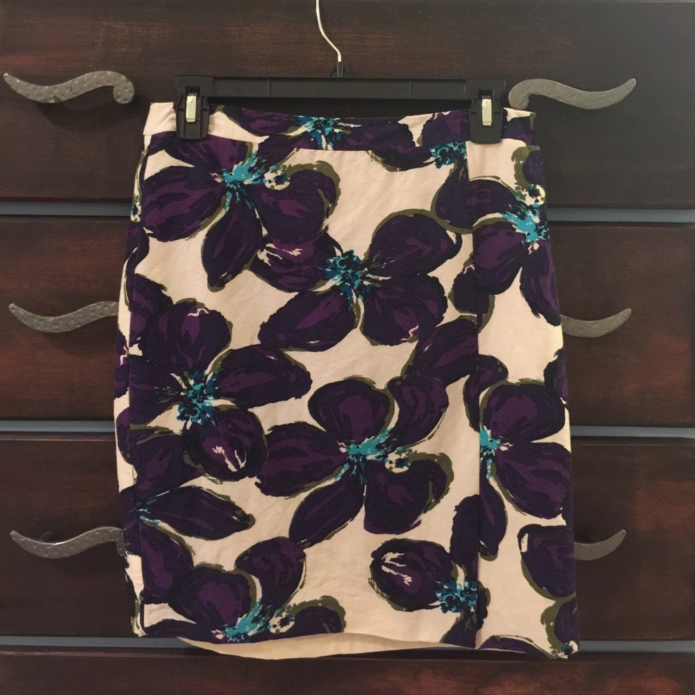 Ann Taylor loft pencil skirt 0