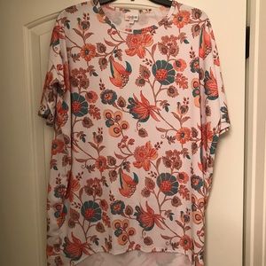 XS LuLaRoe Irma Shirt