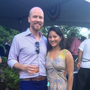 Meet your Posher, Nia