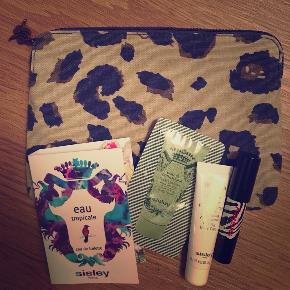 Sisley Sample Set with Makeup Bag