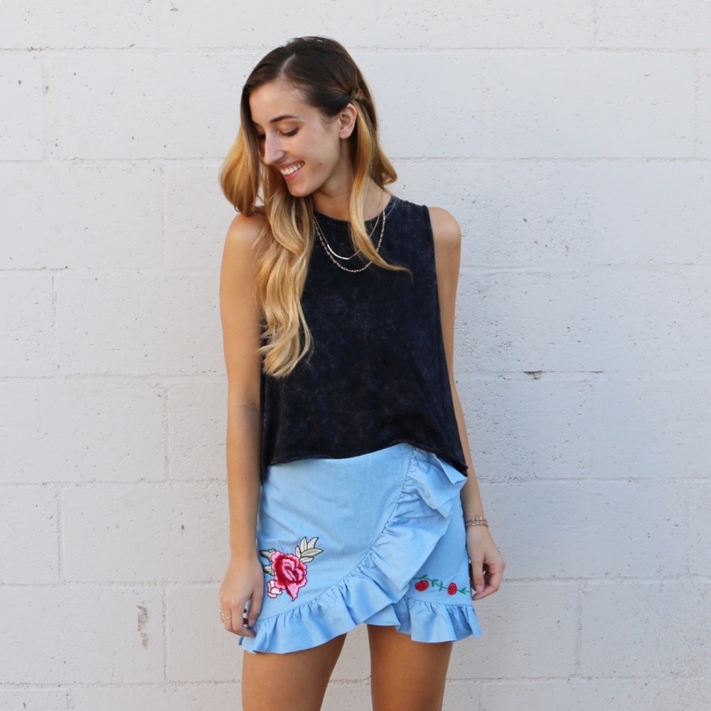 rose patch skirt - Picture 2 of 6