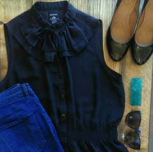 👠Chic Ruffled Peplum Blouse