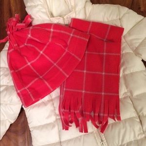 Winter hat and scarf set